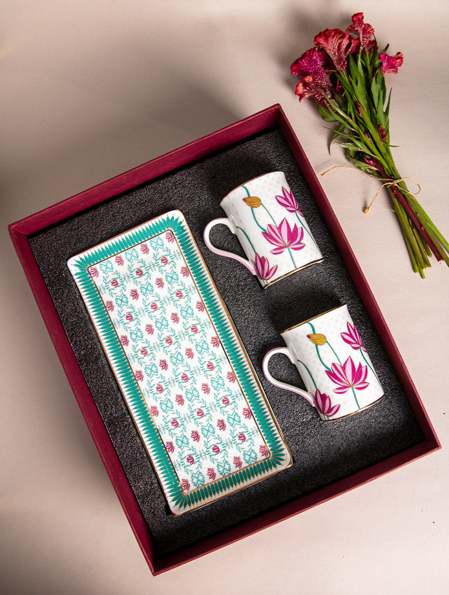 Kanwal Gift Set - Platter & 2 Mugs