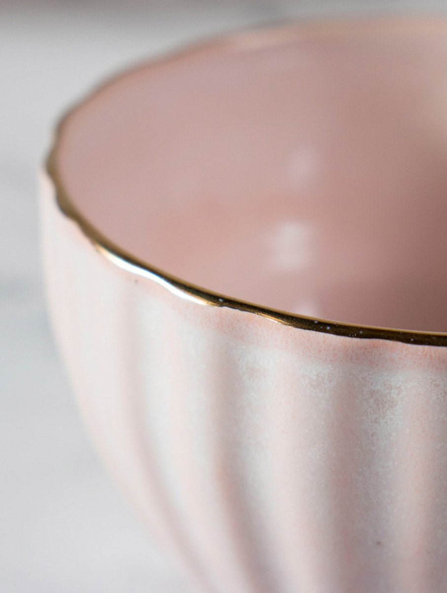Blush Bowls & Trail Mix Gift Box