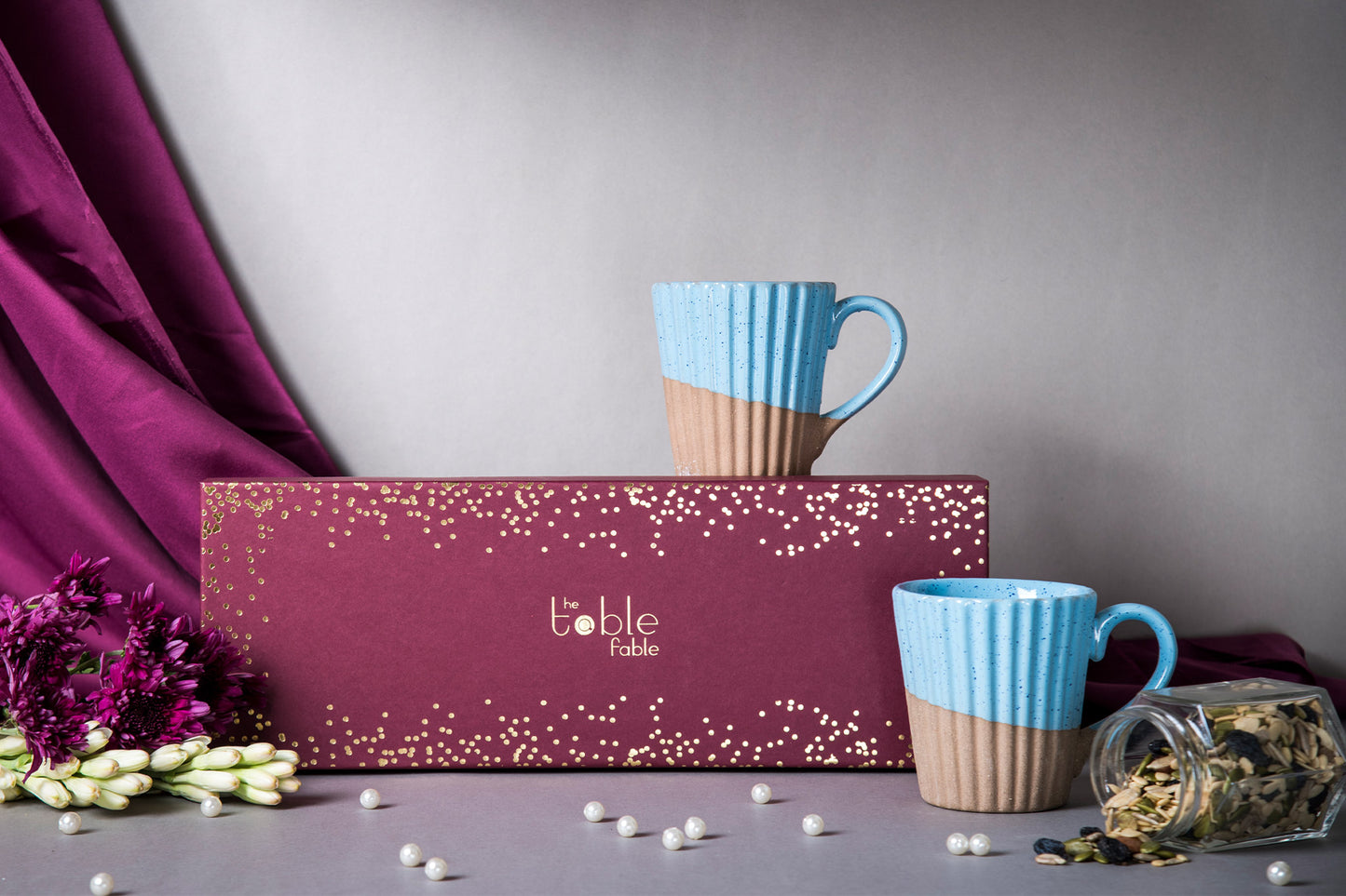 Malé Mugs & Trail Mix Gift Box