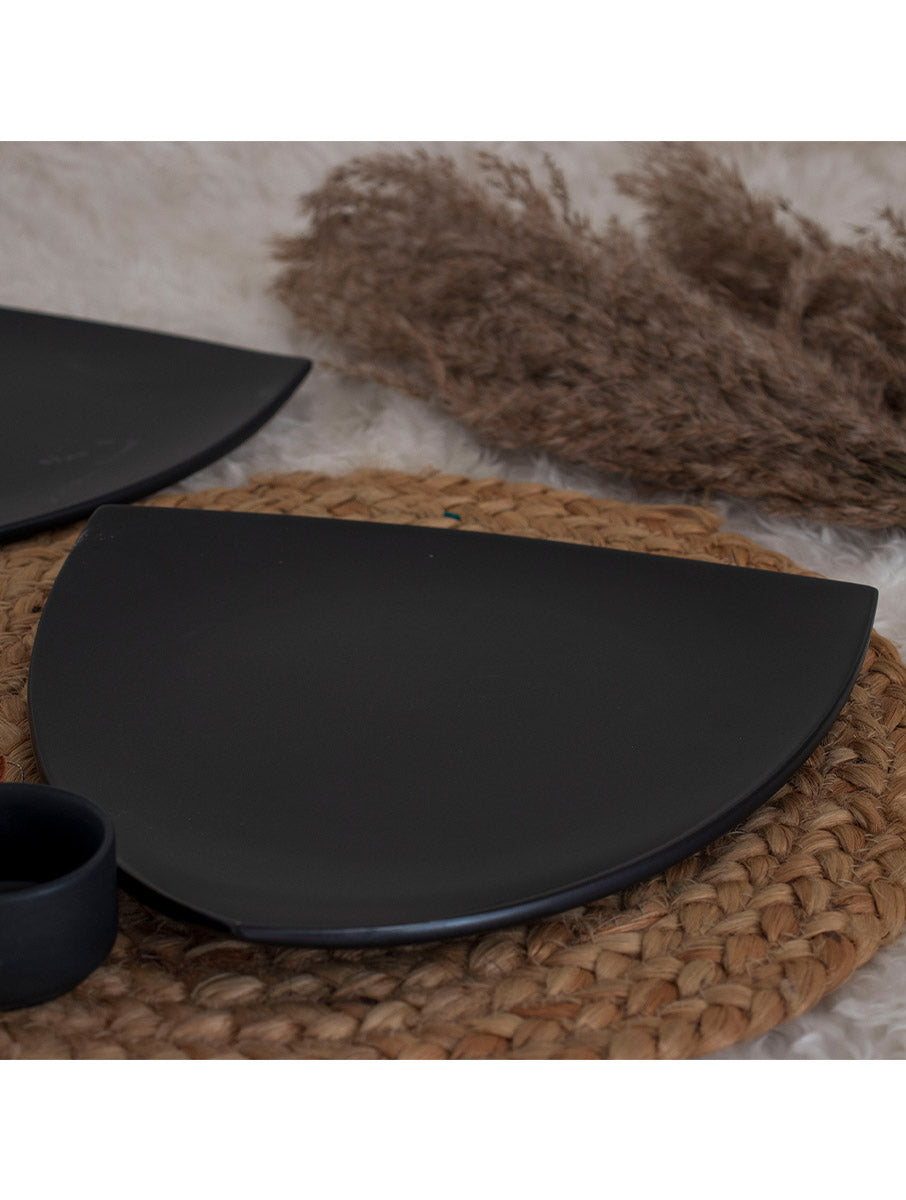 Basic Black Platter